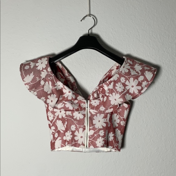 Ever New Crop Top - Picture 5 of 8